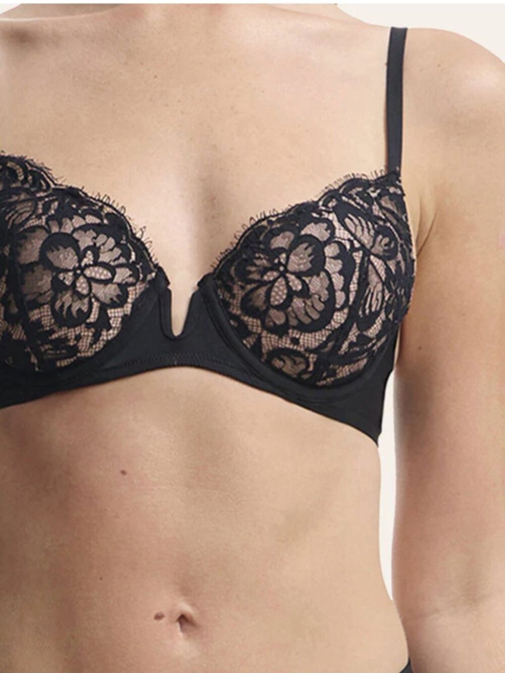 Luxurious Wolford Papillon Leavers Demi Cup Bra in classic black | NWT | 80C/36C